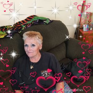 Meet your Posher, Debbie